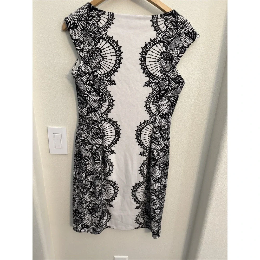 Maggy London Black and White Lace-Print Cap Sleeve Sheath Dress - Picture 5 of 11